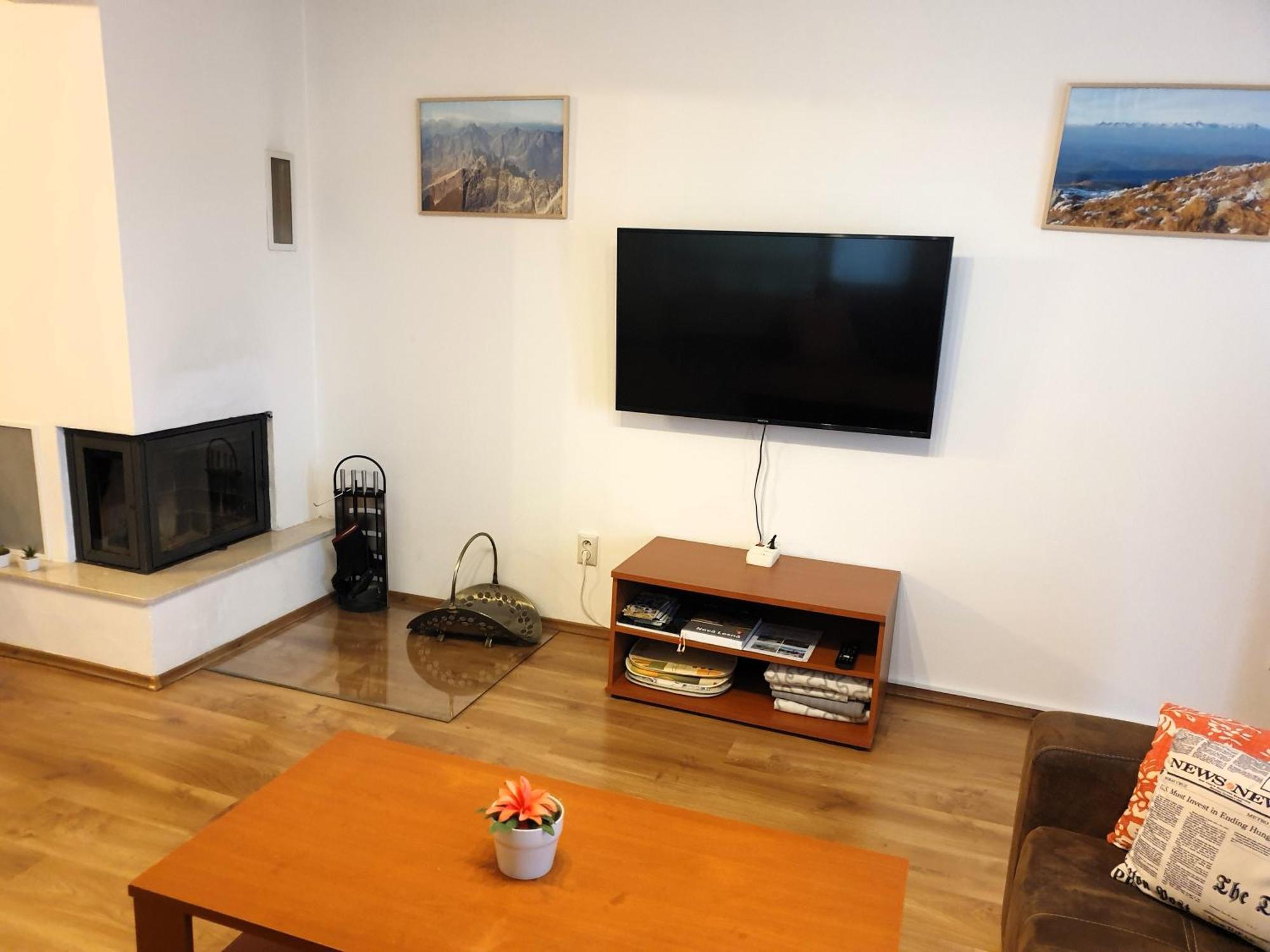 Apartman Slavkov Home & Parking Nová Lesná Екстериор снимка