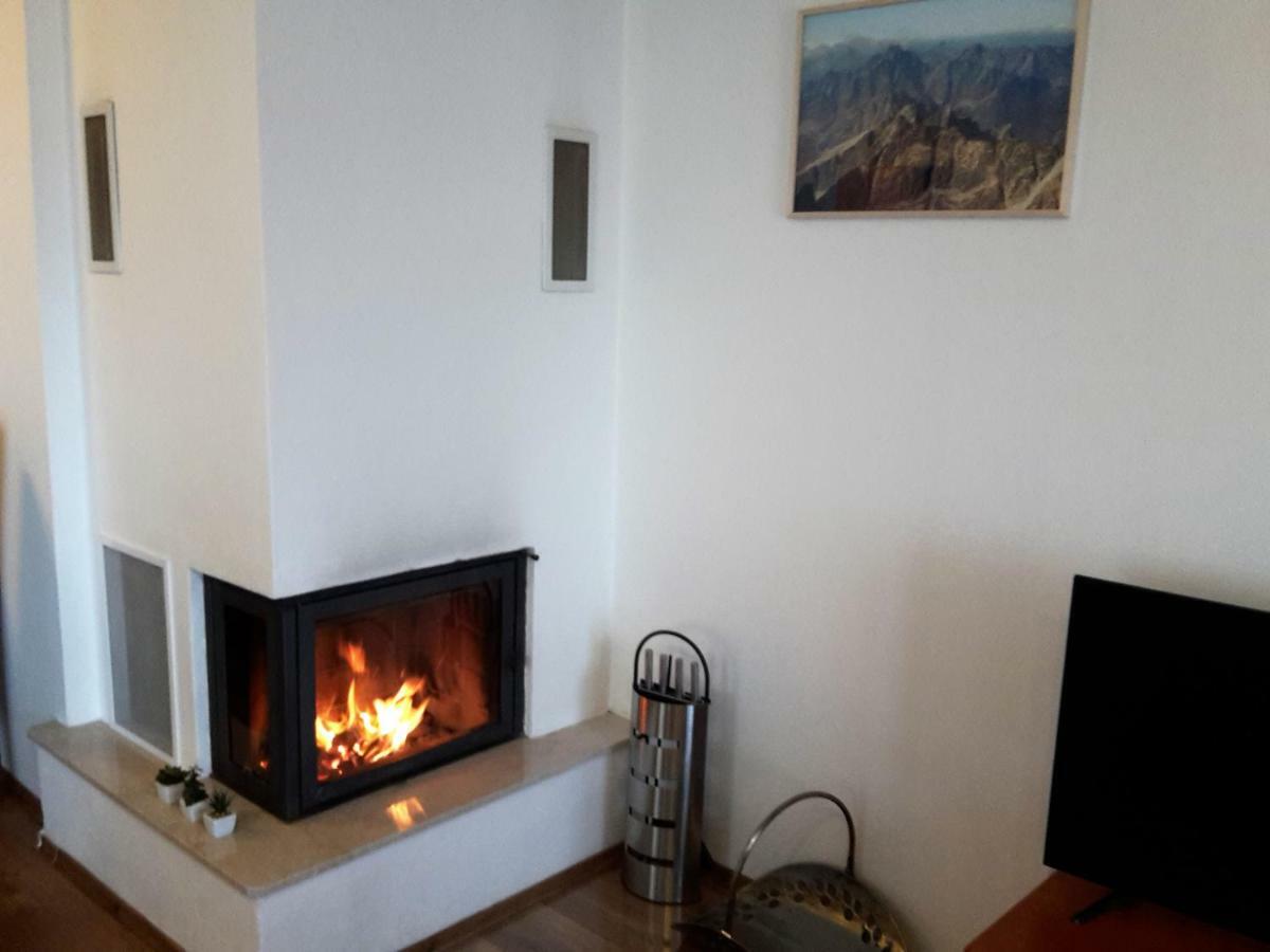 Apartman Slavkov Home & Parking Nová Lesná Екстериор снимка